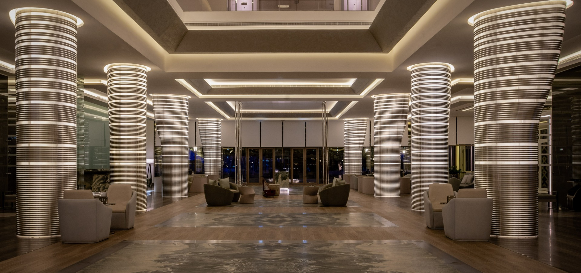 RoyalM-Lobby-4